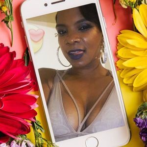 Meet your Posher, Nakeema